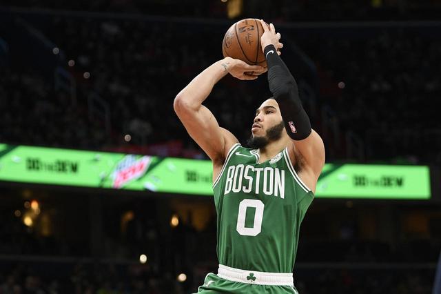  塔图姆暴砍四十五分凯尔特人大胜奇才锁定东部第二位置