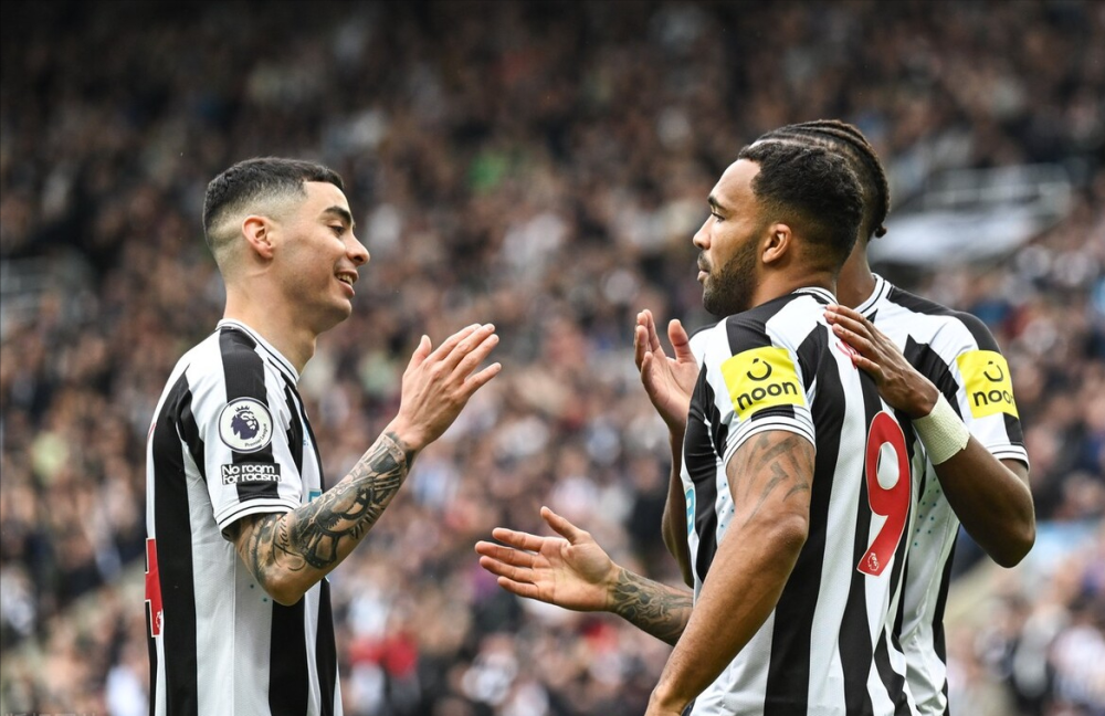  伊萨克独中两元展锋芒，纽卡斯尔联击溃伯恩利  